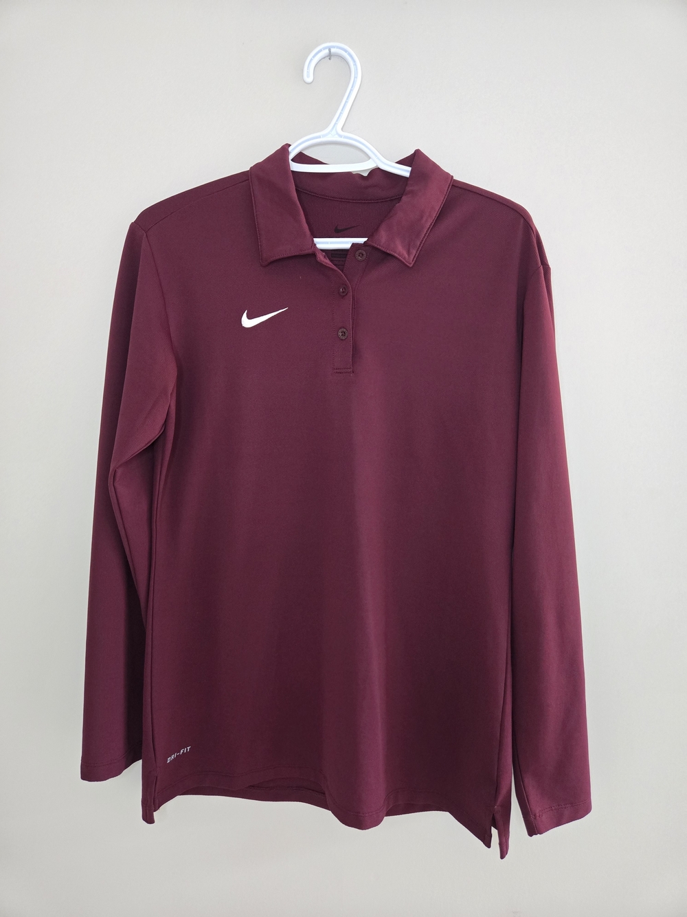 ⭐️ Nike Women's Long Sleeve Collared Golf Polo Burgundy - Dri Fit Matetial